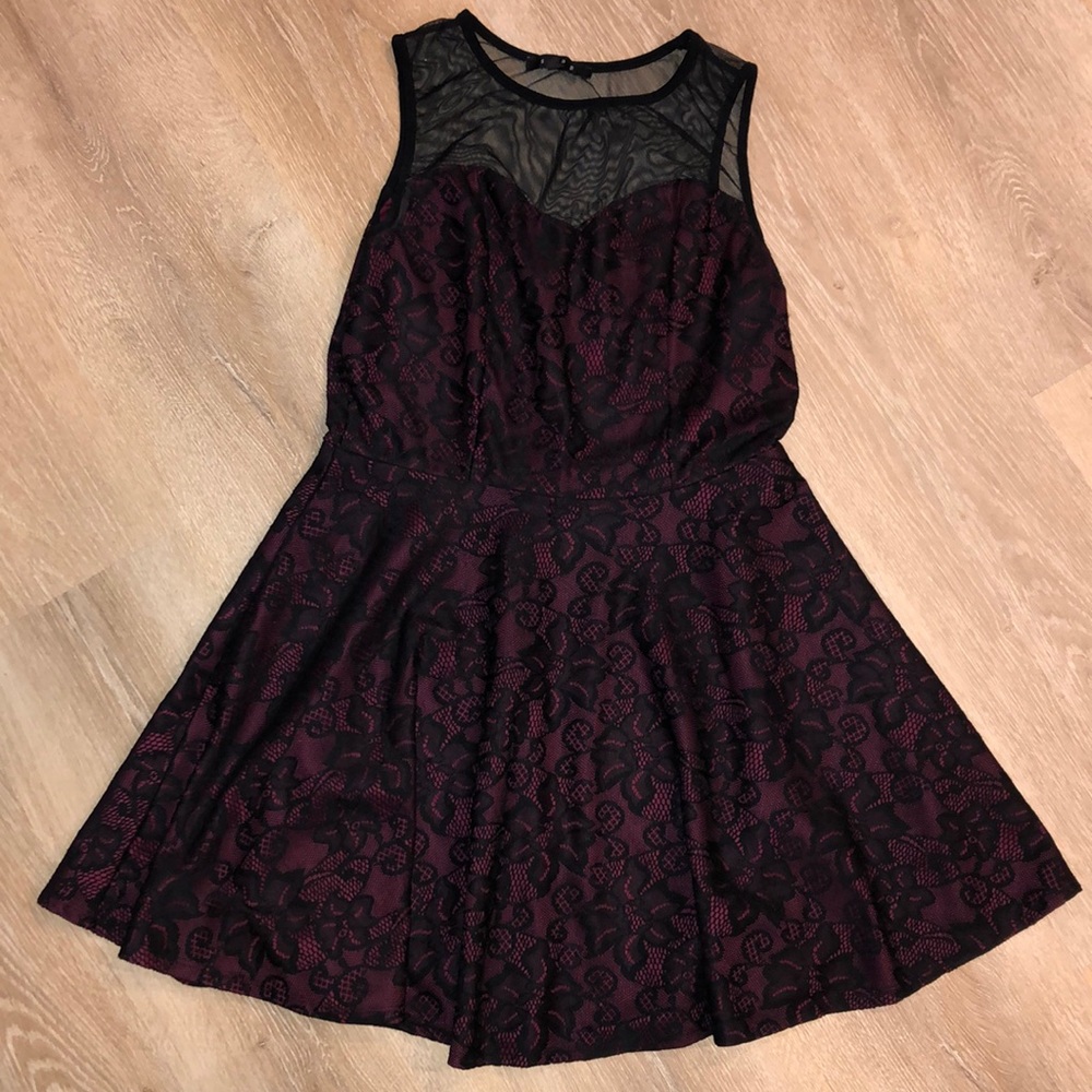 Beautiful flowered lace patterned dress